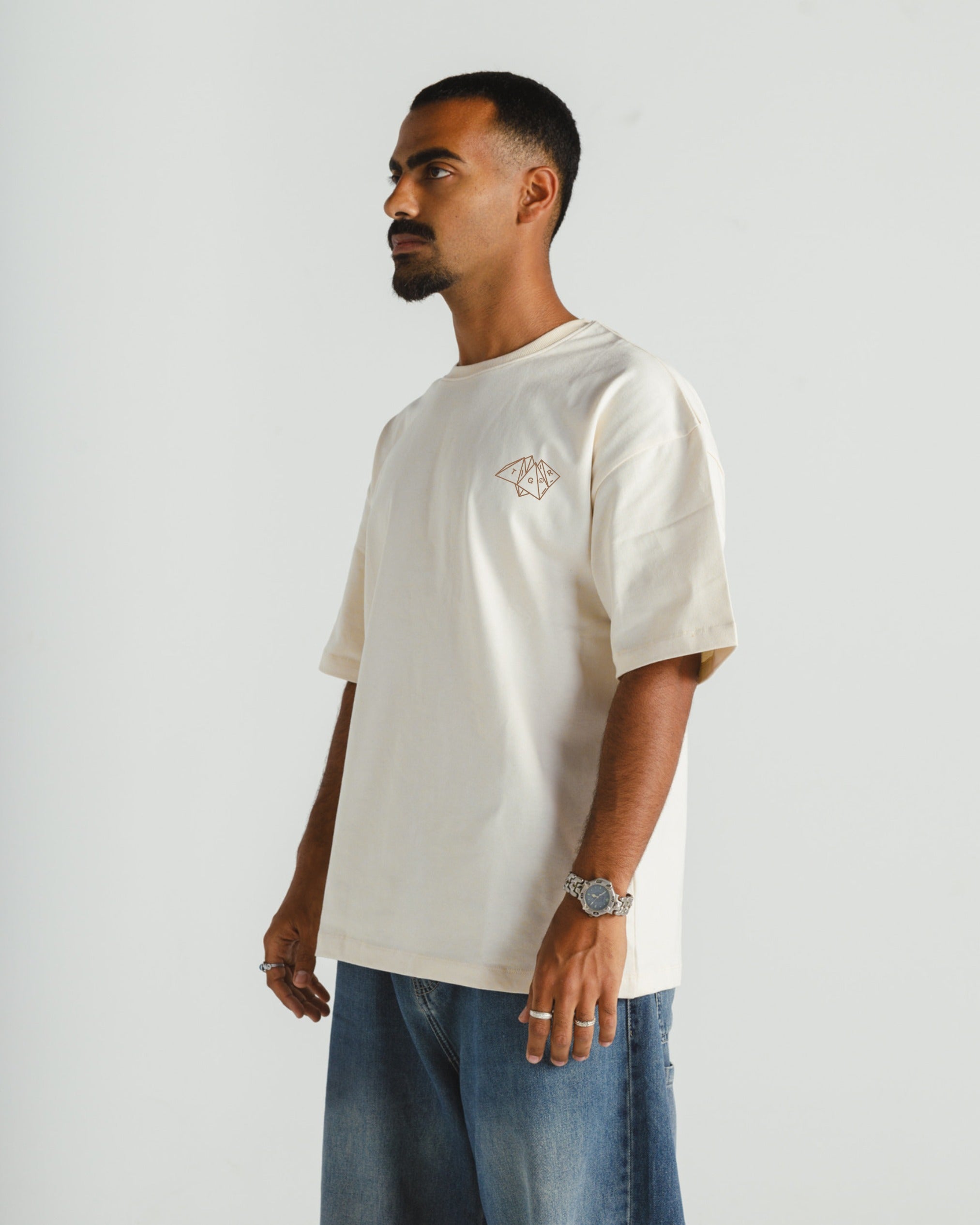 Pyramids Cream x Brown