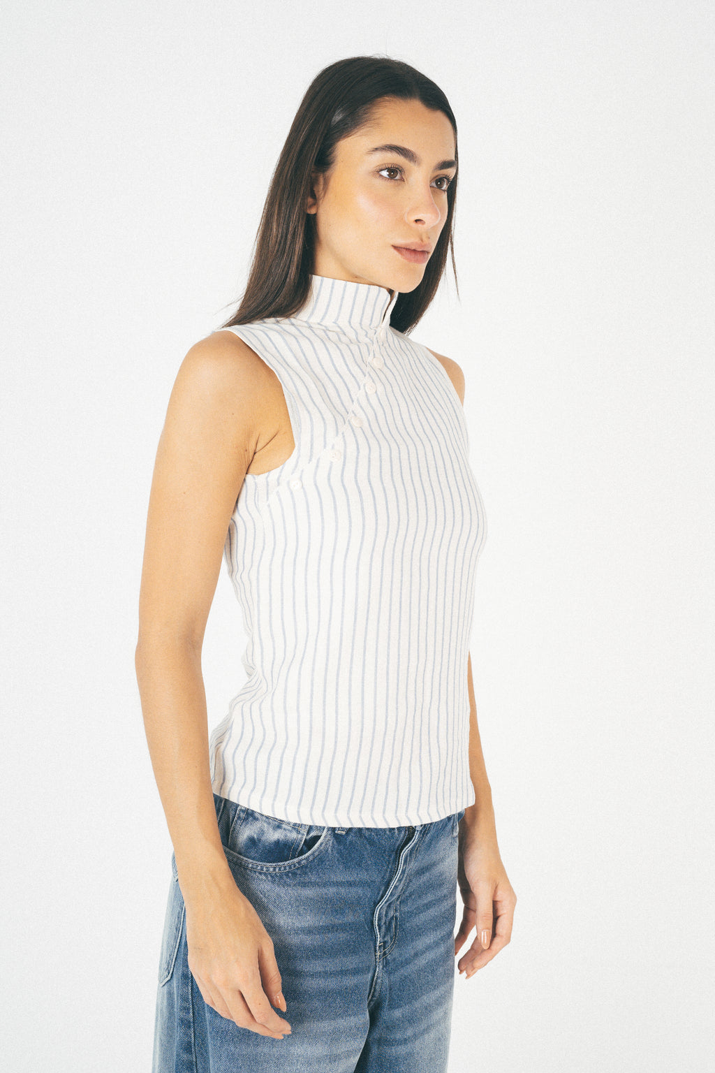 Mandarin Button Top