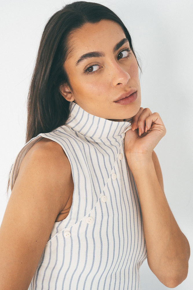 Mandarin Button Top